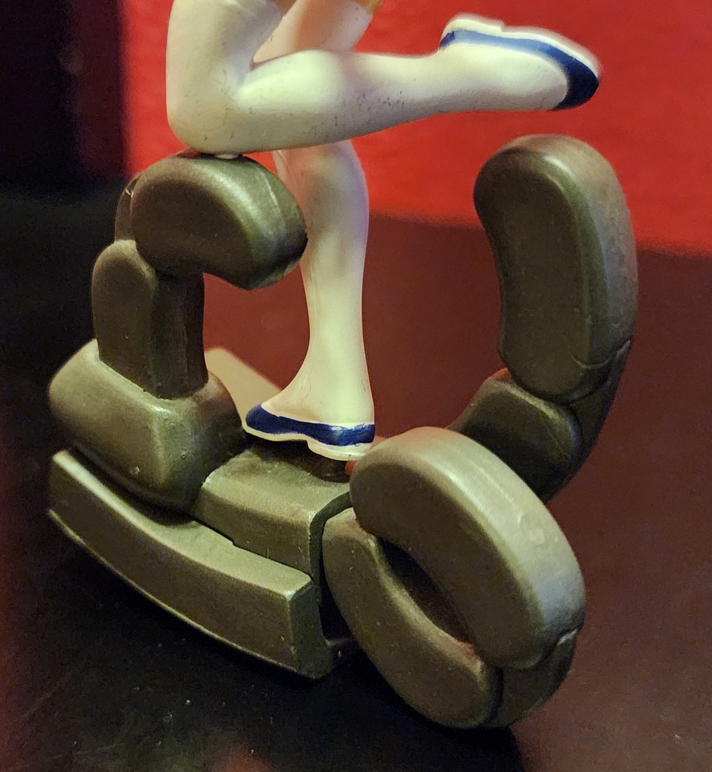 Ele Star Gladiator Capcom Gals Gashapon Figure