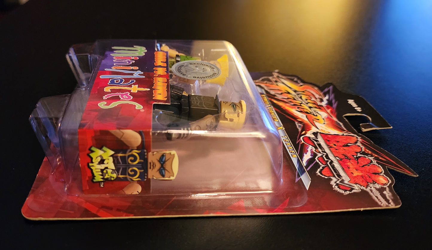 Street Fighter x Tekken MiniMates - Guile and Raven Figures