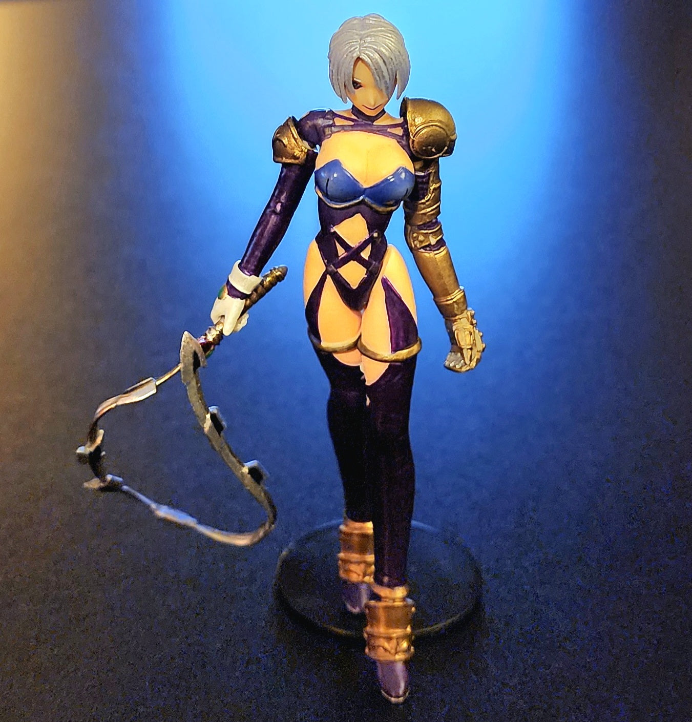 Ivy Valentine Soul Calibur II Gashapon Figure (Whip Sword Version)