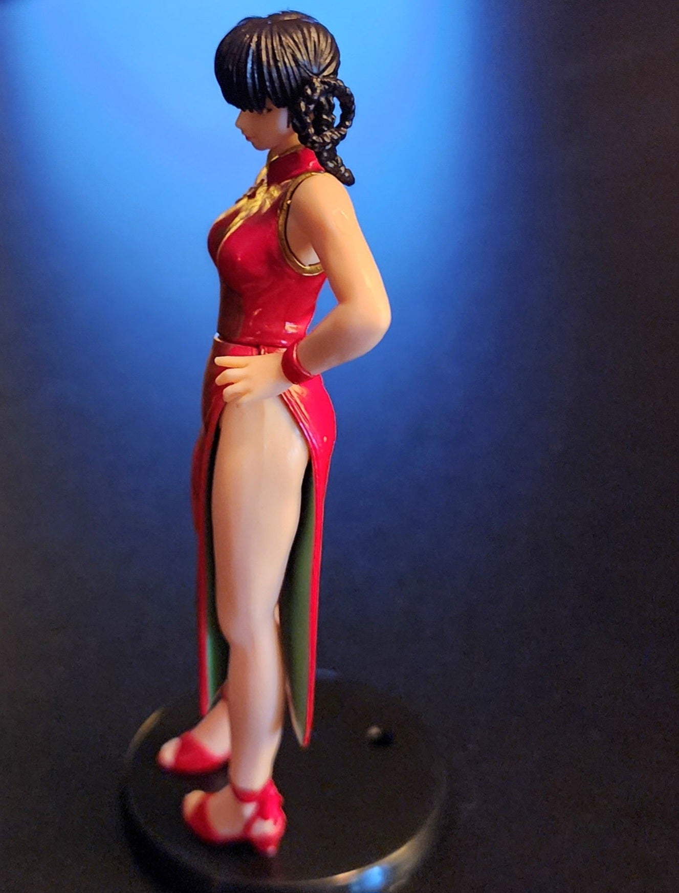 Lei Fang Dead or Alive Gashapon Figure