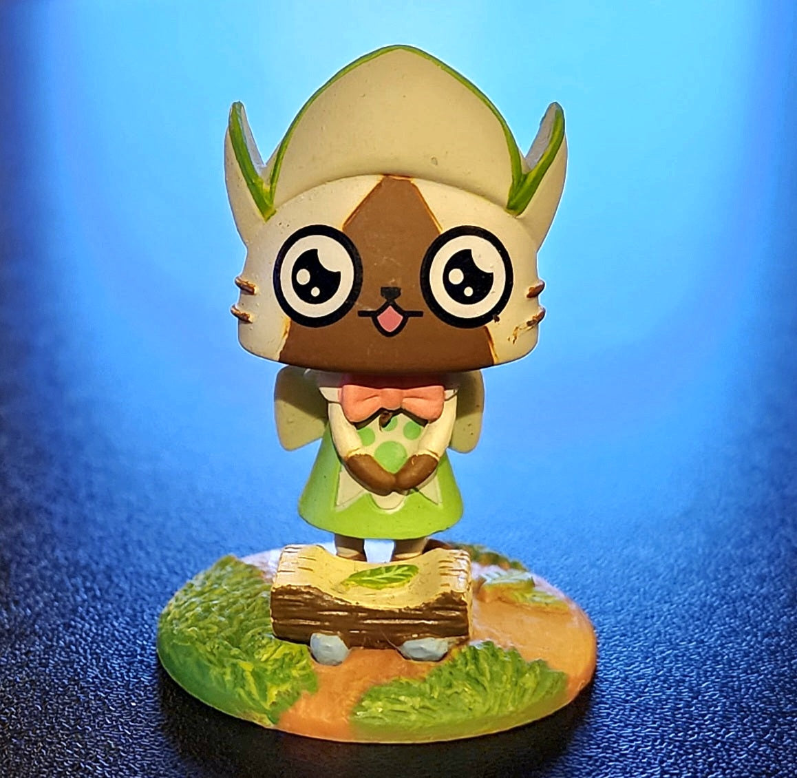 Monster Hunter Chibi Cat Palico Mascot Figure (White Mage / Cook)