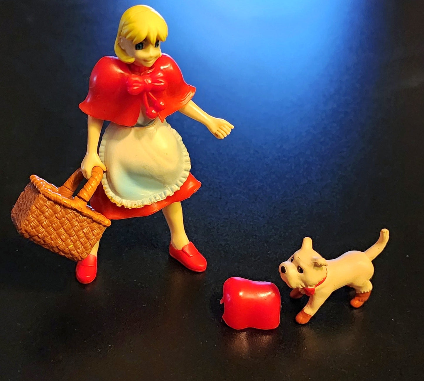 Bulleta / B.B. Hood Darkstalkers 3 Toy-Biz Action Figure (with Dog) 🐕