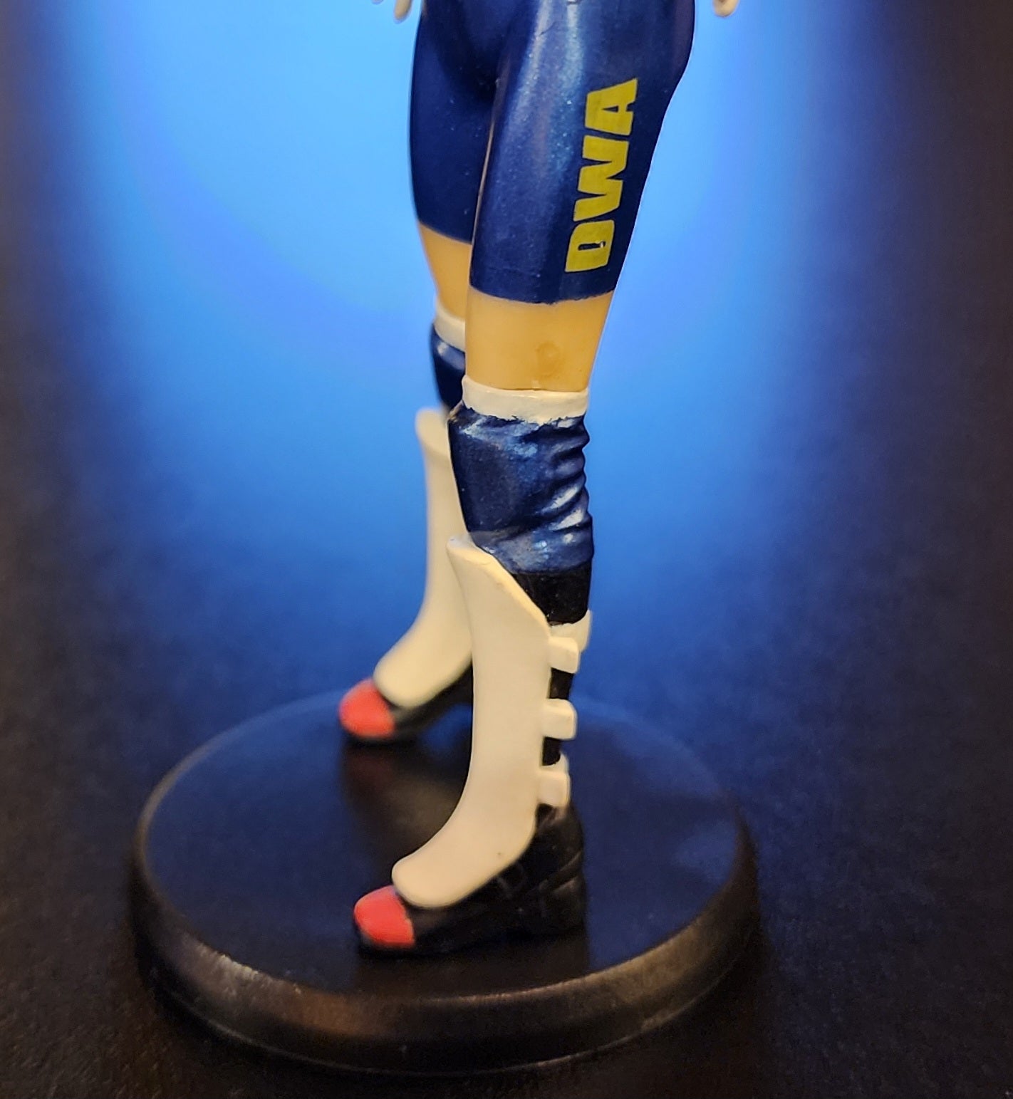 Tina Armstrong Dead or Alive DWA Outfit Gashapon Figure