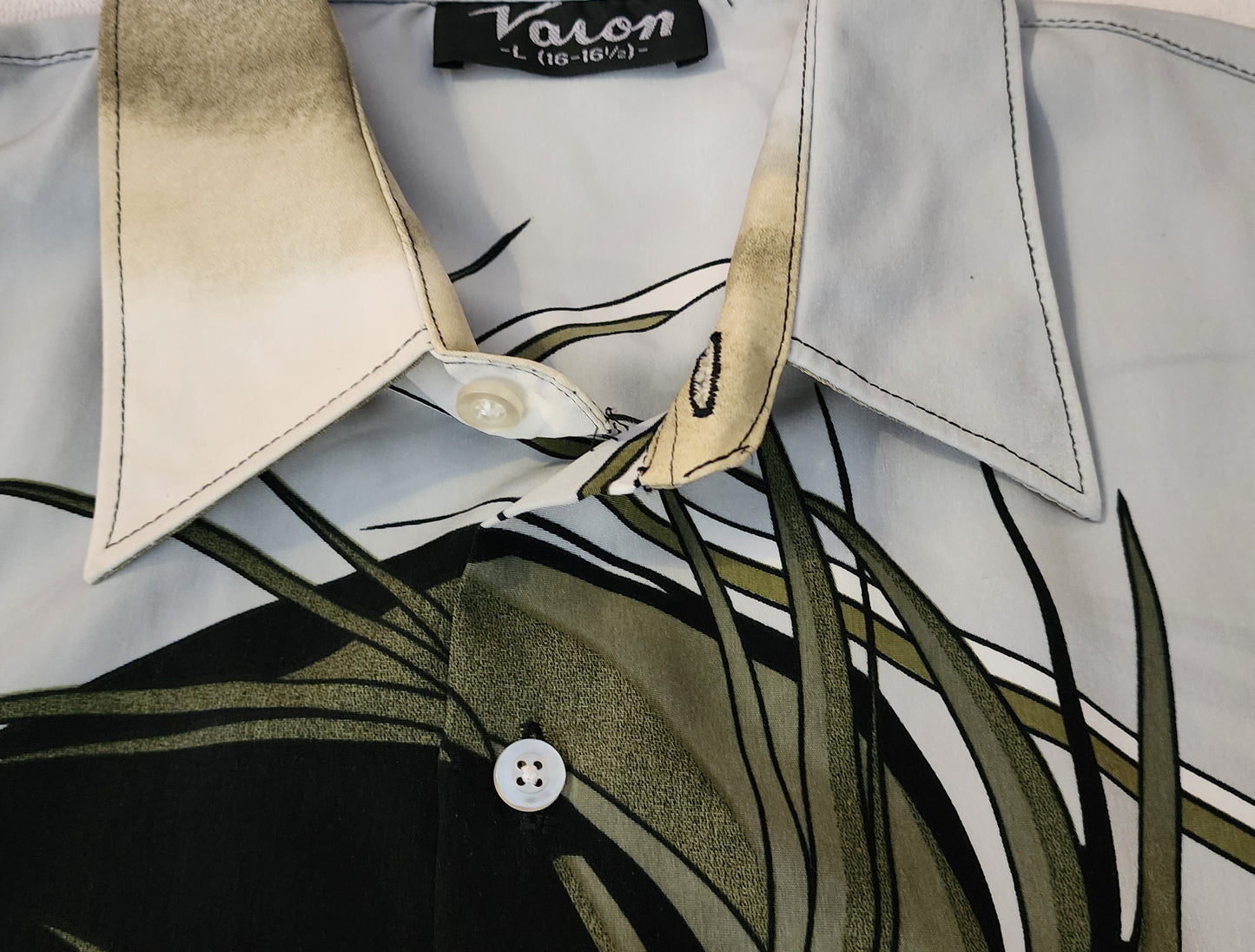 Haohmaru "Bust Version" Samurai Shodown RARE Vintage Button Down Shirt (Large)