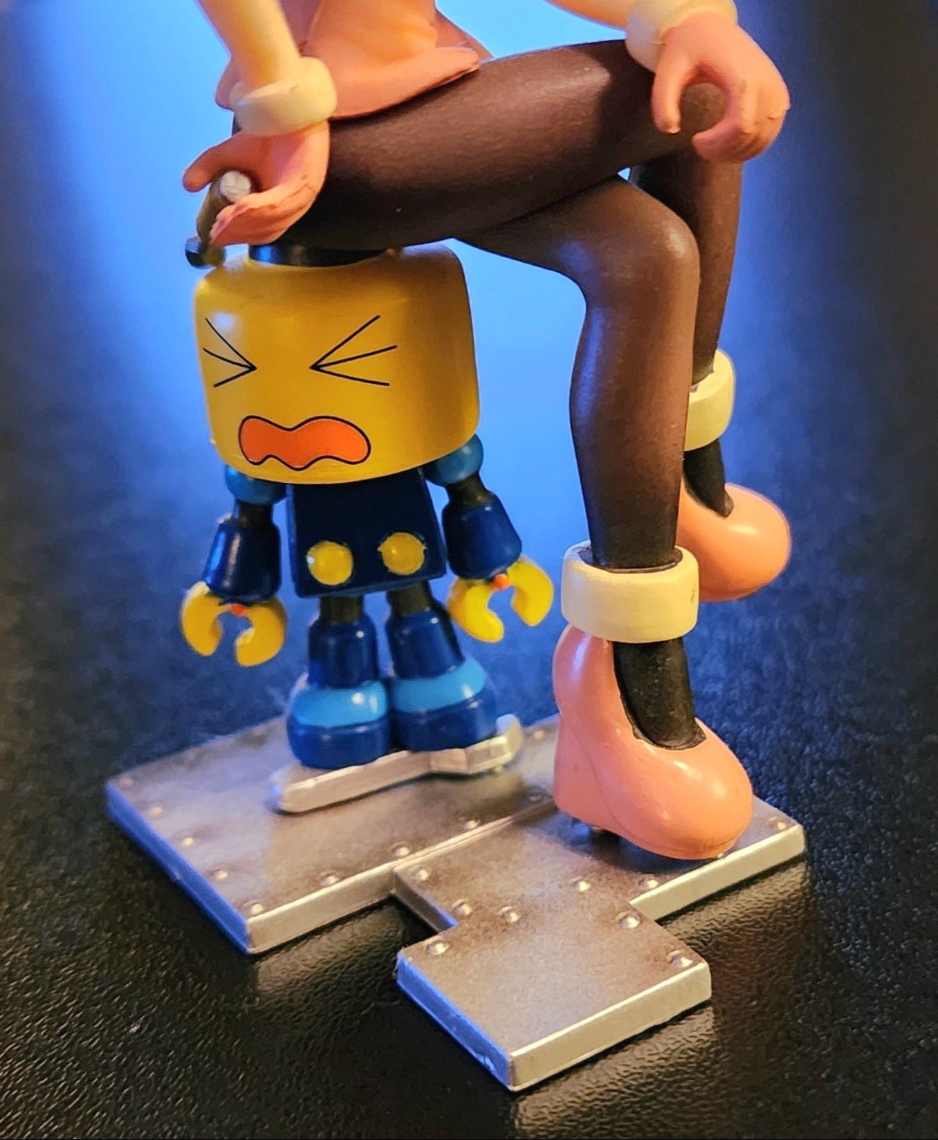 Tron Bonne Namco × Capcom Secret Version Gashapon Figure (with Servbot / Kobun)