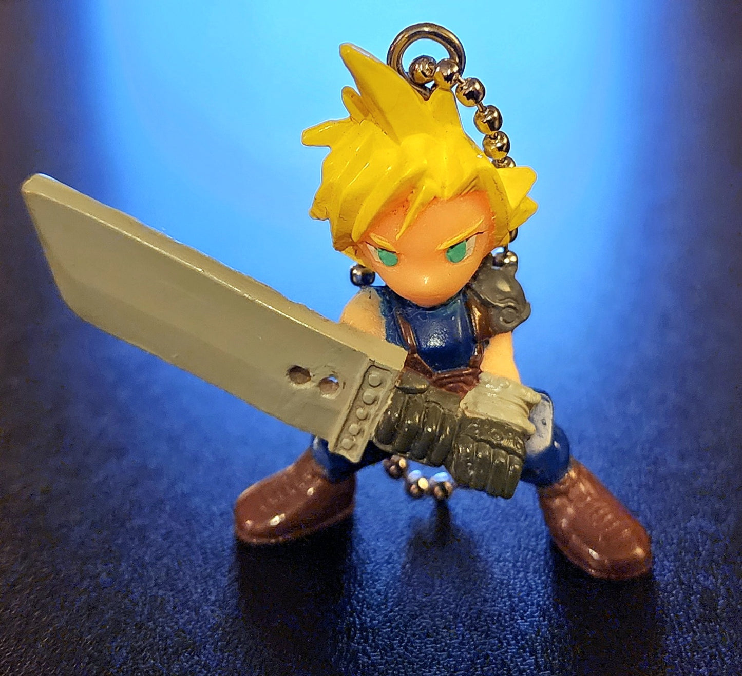 Cloud Strife Final Fantasy 7 Vintage Keychain Figure