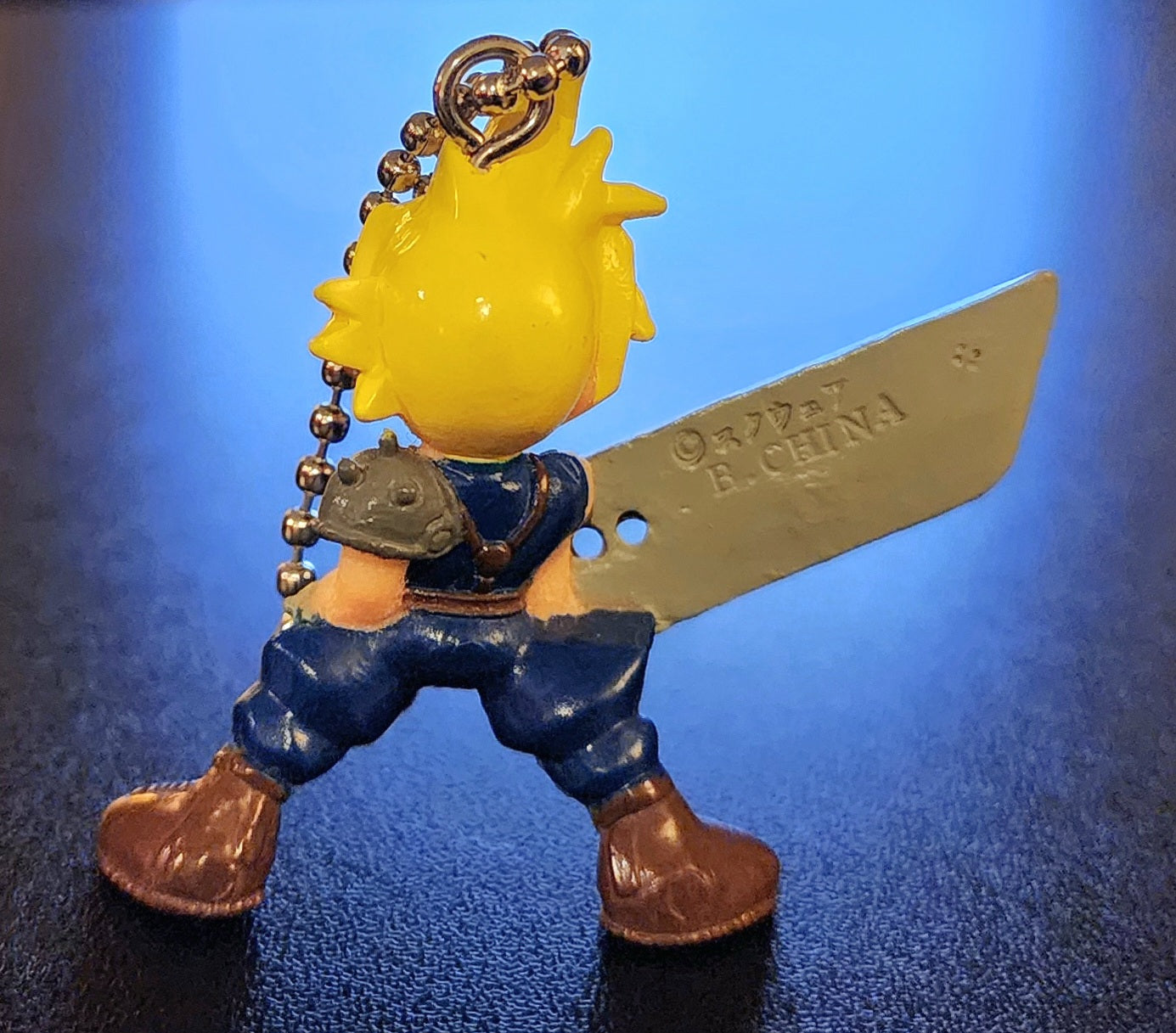 Cloud Strife Final Fantasy 7 Vintage Keychain Figure