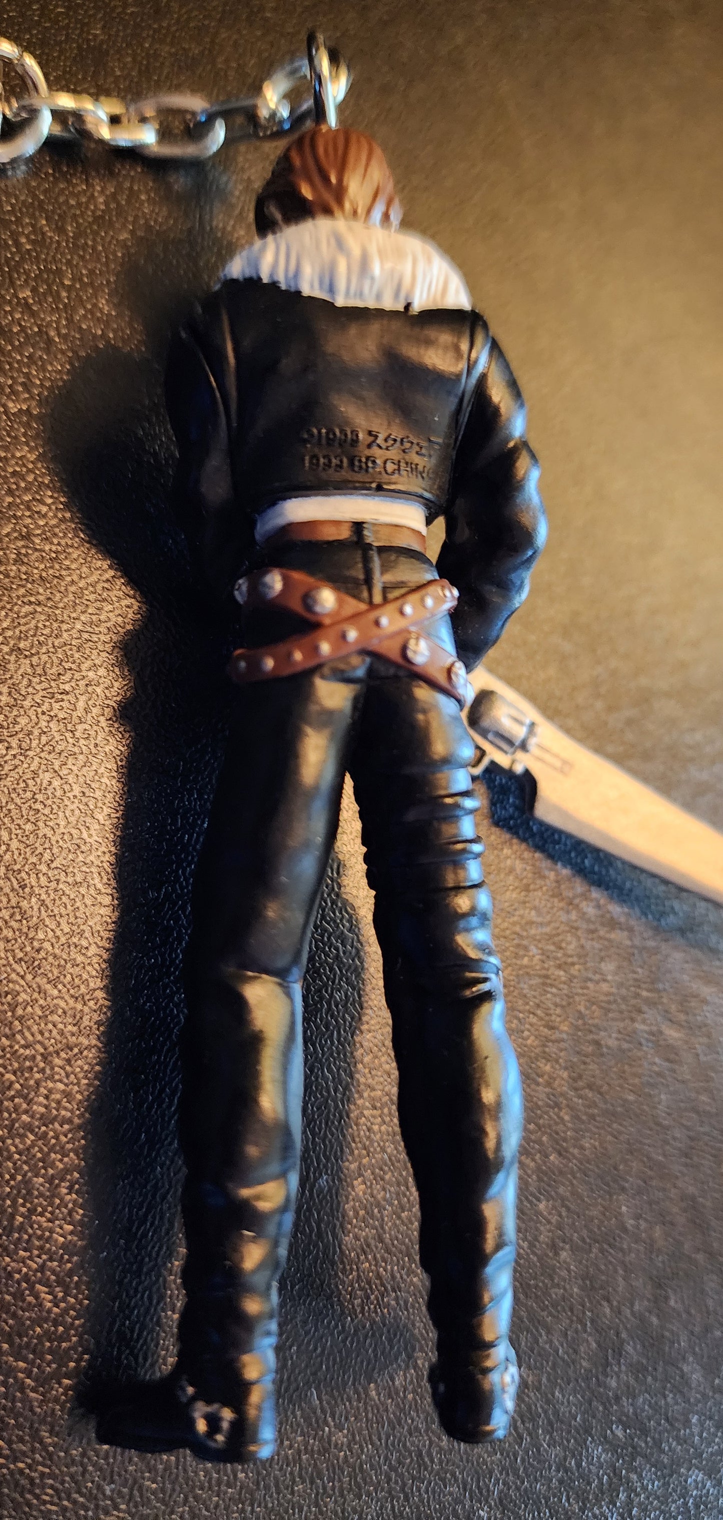 Squall Leonheart Final Fantasy 8 Keychain Figure