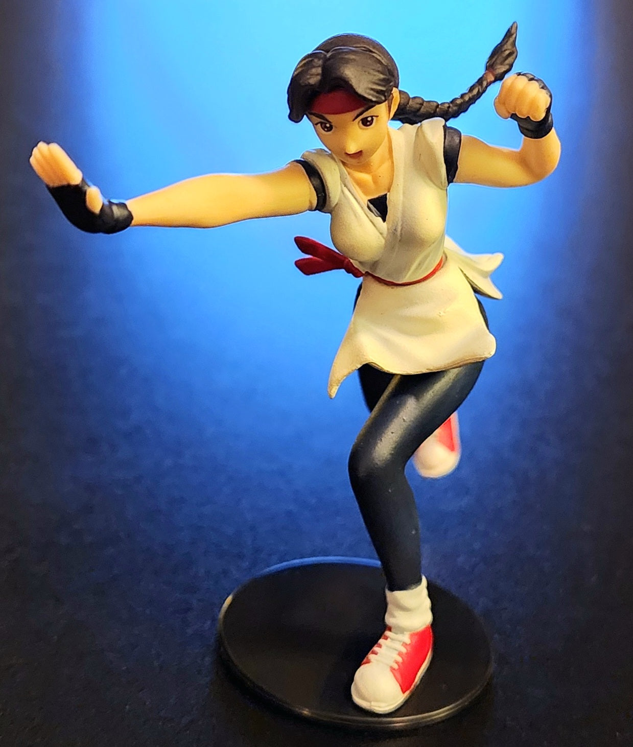 Yuri Sakazaki Capcom Vs. SNK SR Series Gashapon Figure – TFG Shop