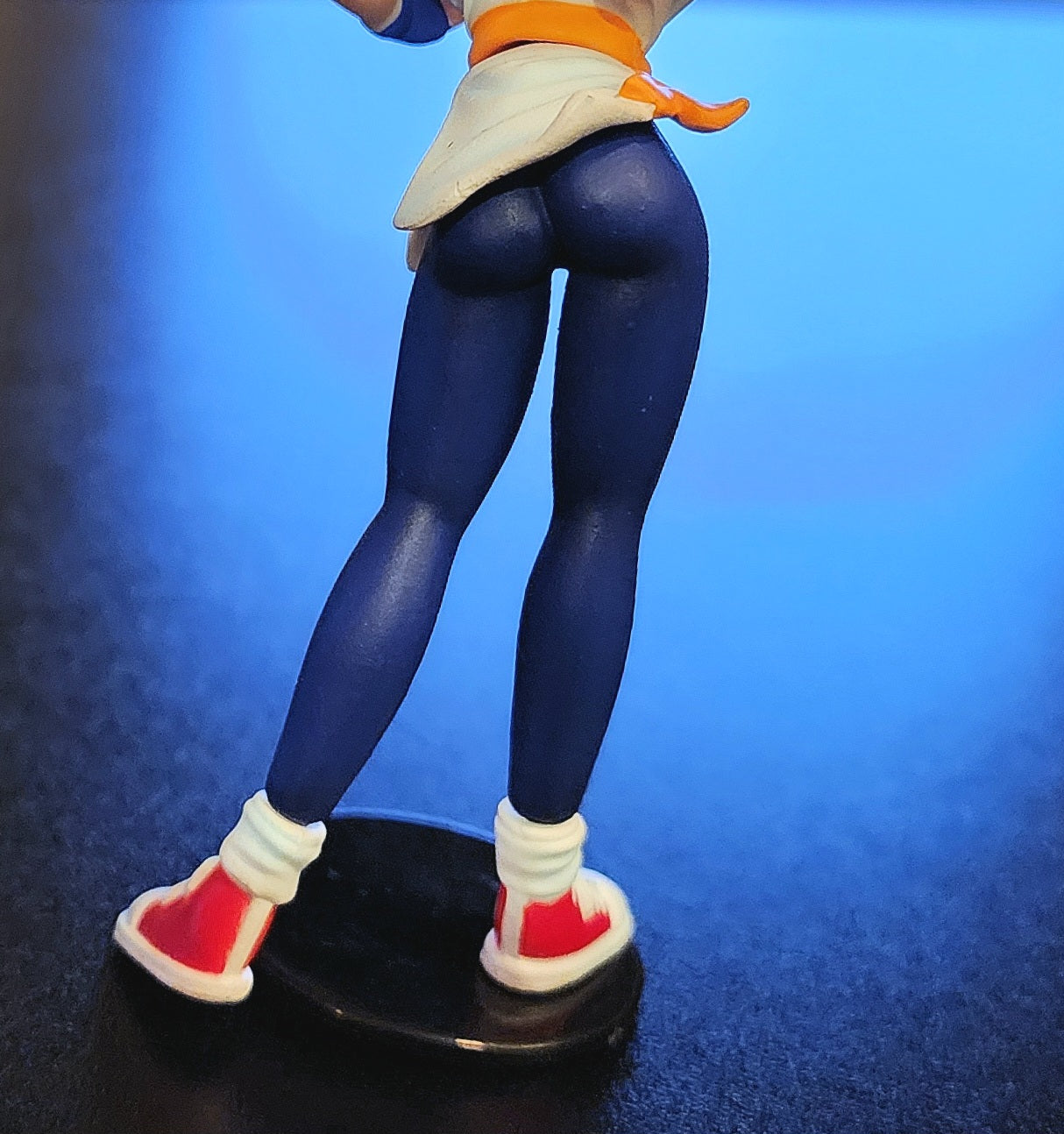 Yuri Sakazaki SNK Gals Yujin Gashapon Figure
