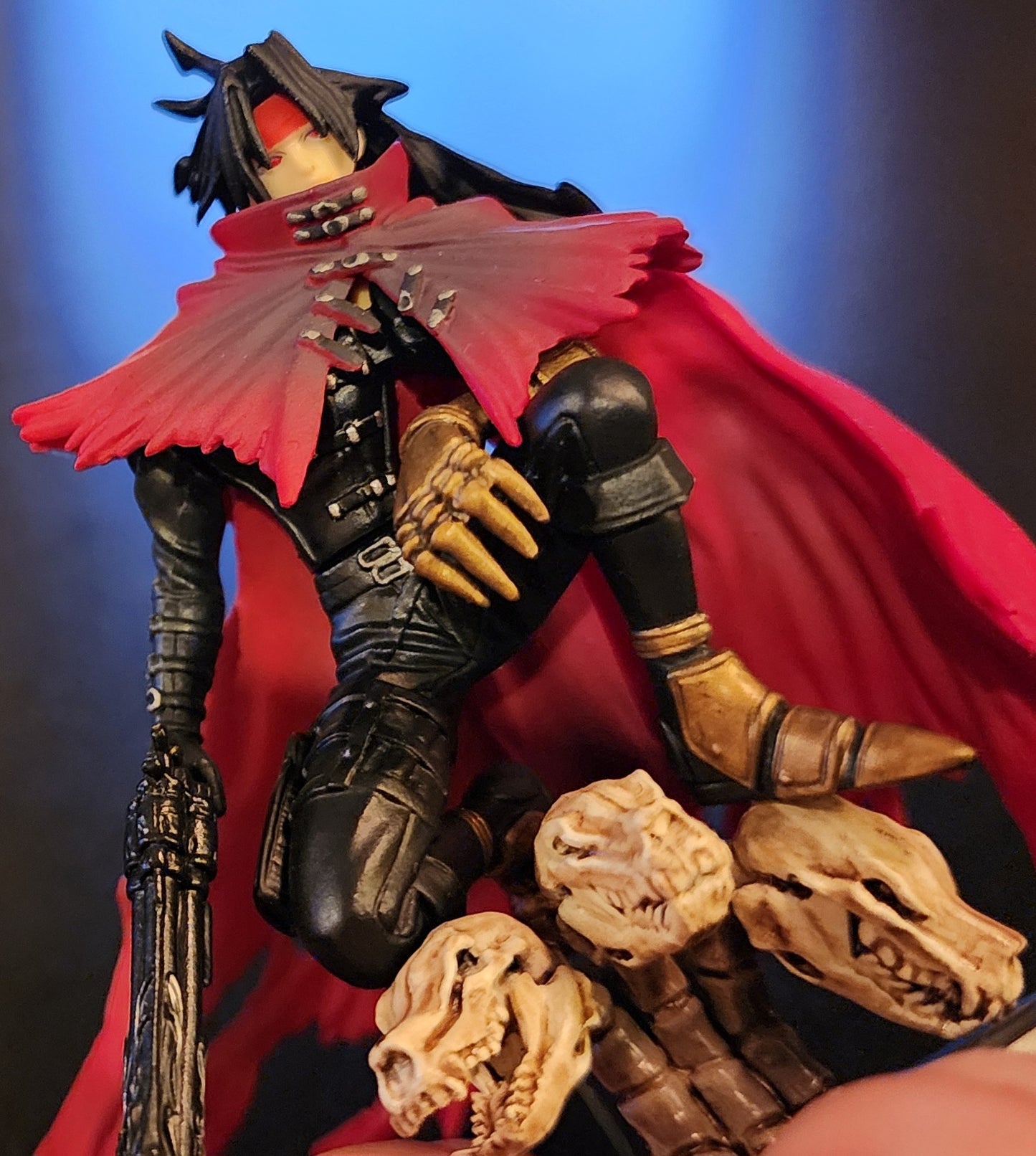 Vincent Valentine Final Fantasy 7 Trading Arts Figure
