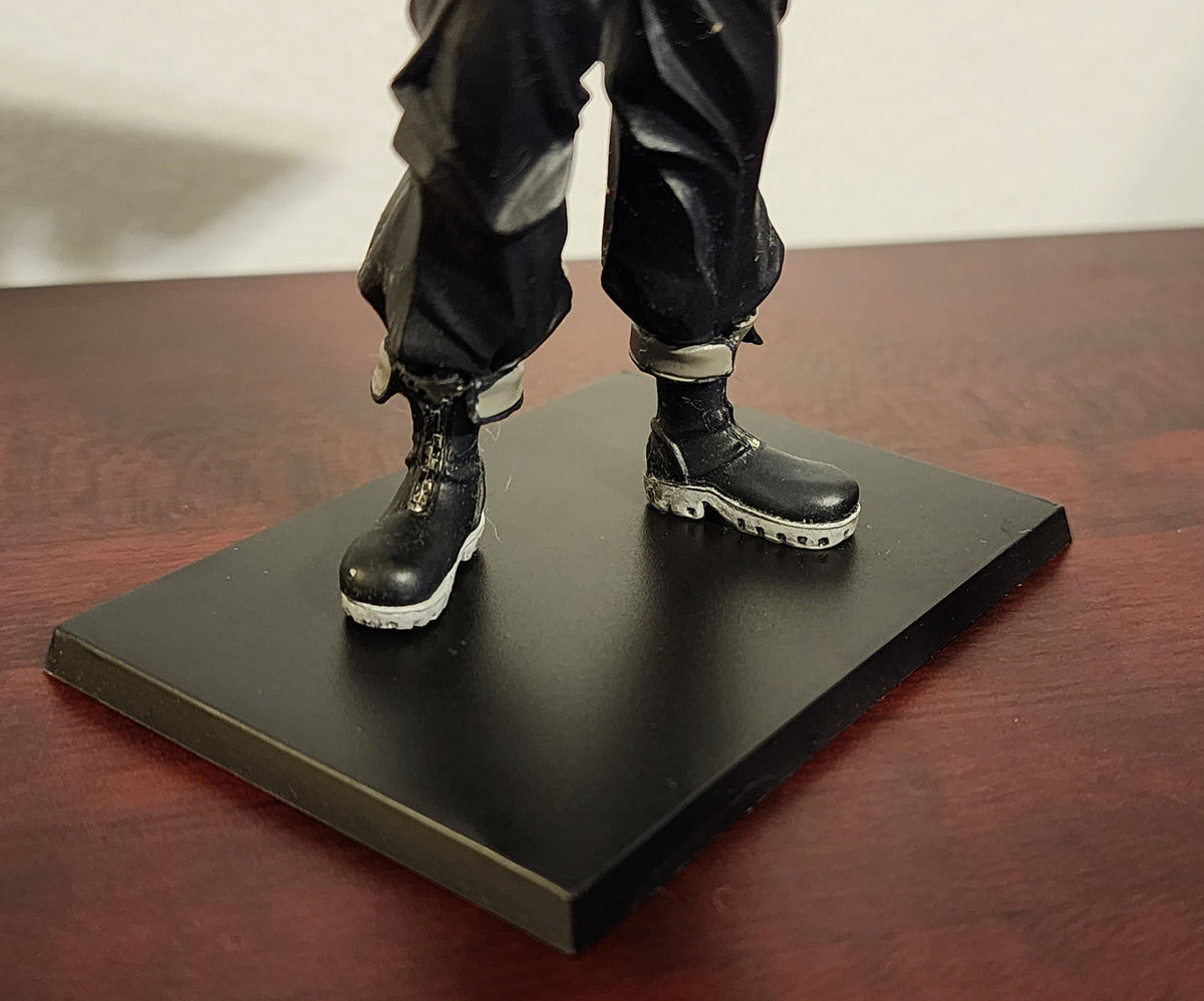 Cloud Strife Tribal Final Fantasy DISSIDIA Trading Arts Figure