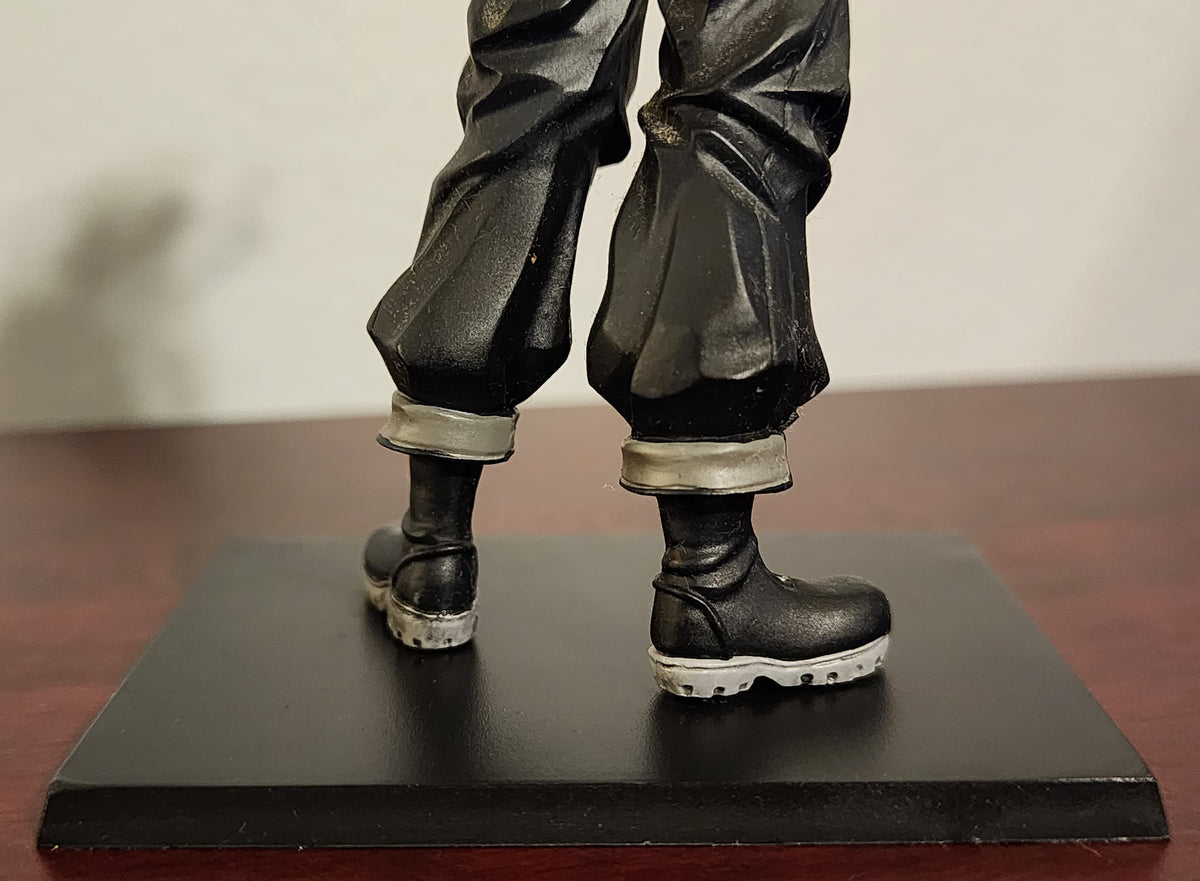 Cloud Strife Tribal Final Fantasy DISSIDIA Trading Arts Figure