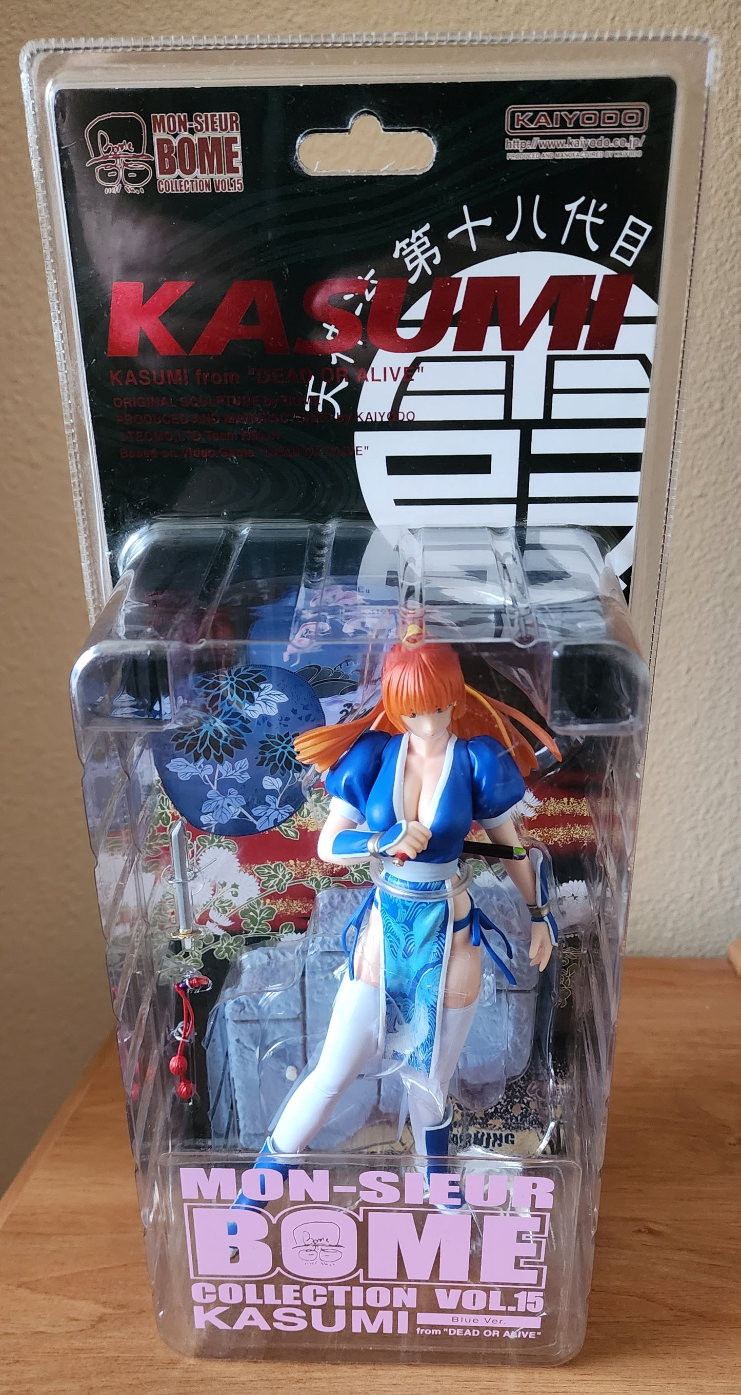 Kasumi Kaiyodo DOA action figure Mon-Sieur Bome Collection Vol. 15