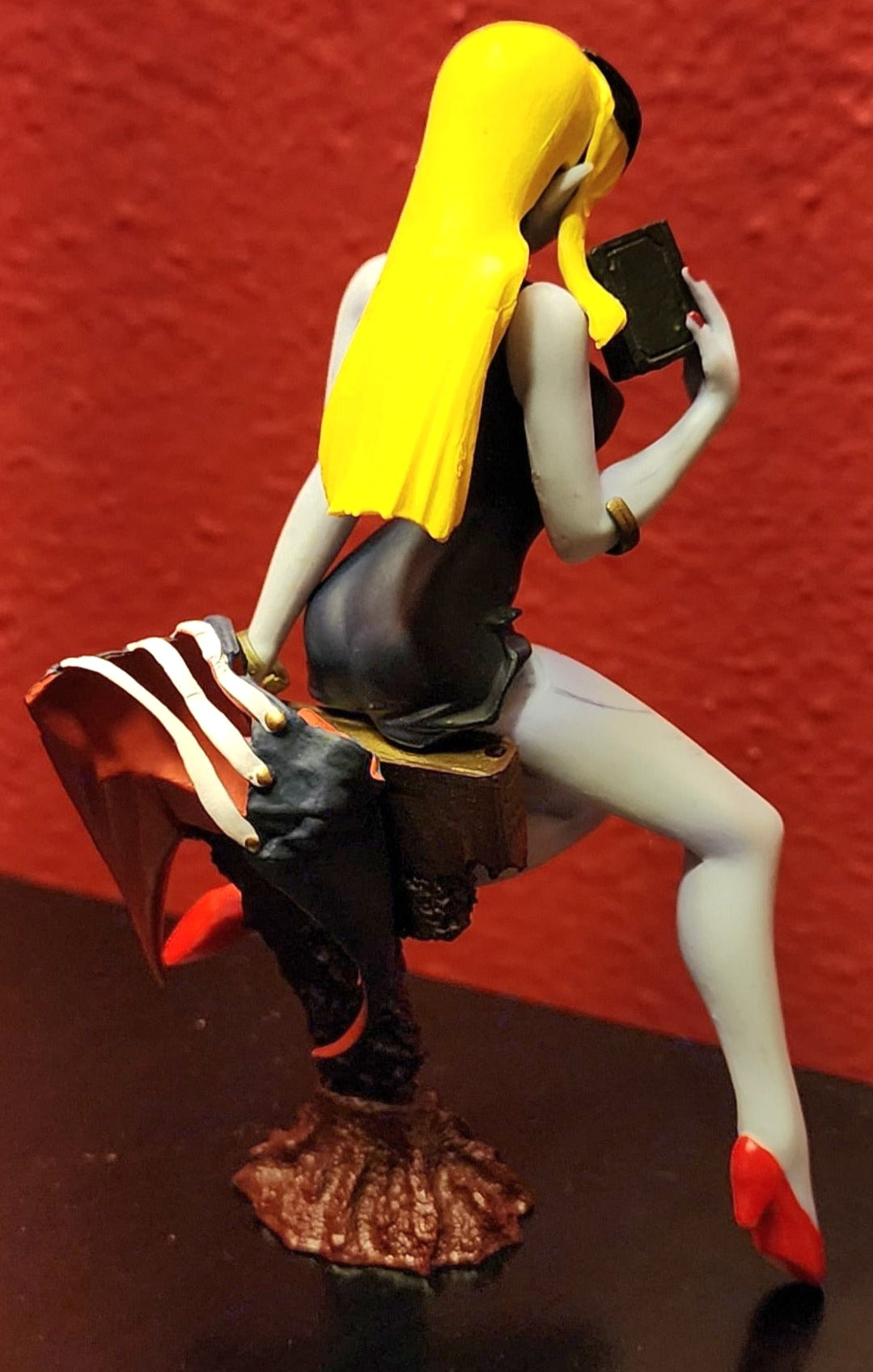 Jedah (Female Transformation) Gashapon Figure