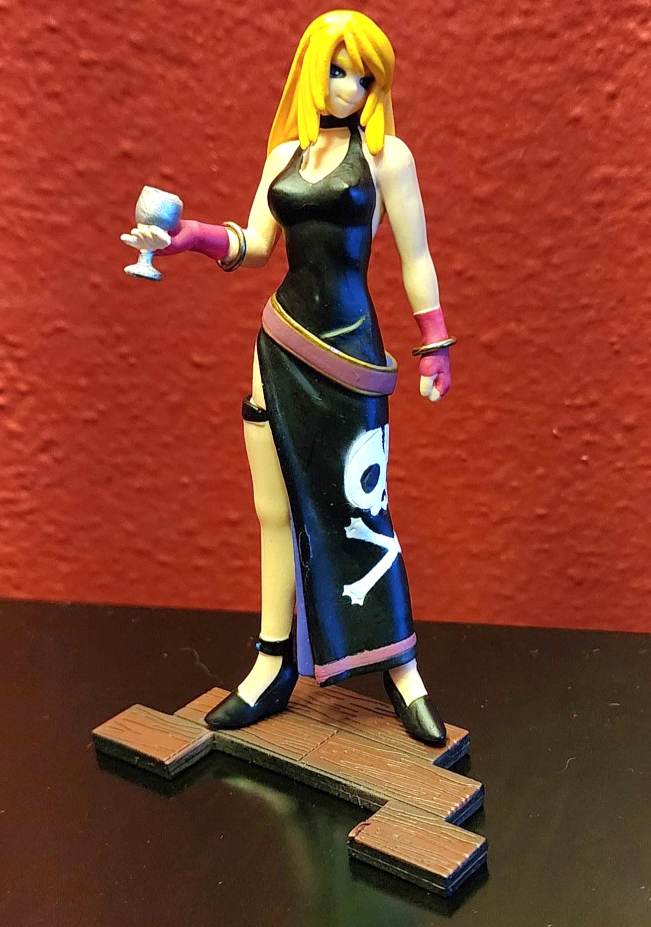 B. Jenet Garou: Mark of the Wolves SNK SR Series Gashapon Figure (Black Version)