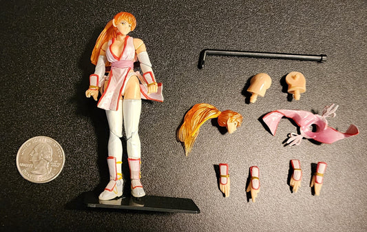 Kasumi (White Outfit) Dead or Alive Kaiyodo KT Figure Collection DX