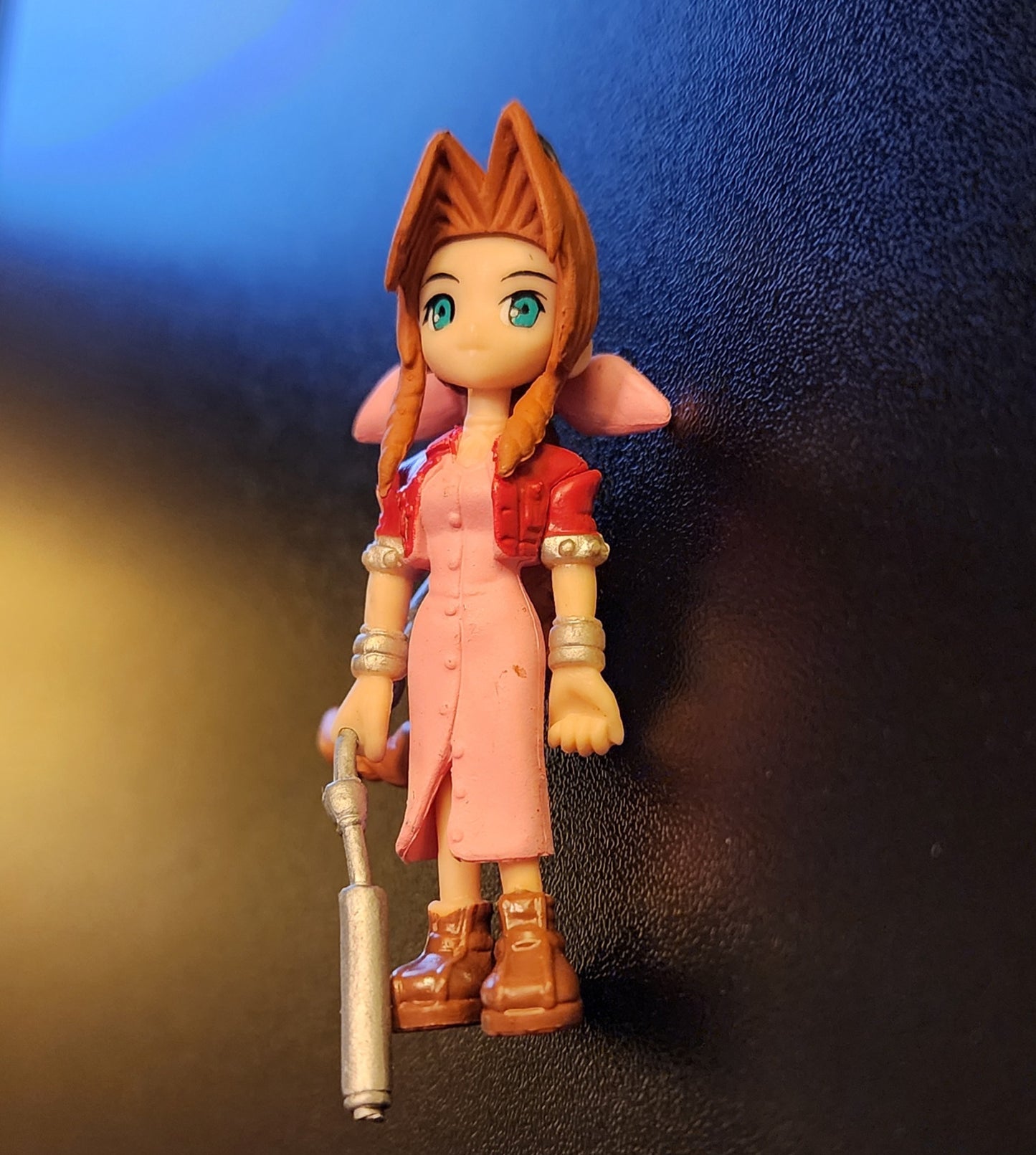 Final Fantasy Trading Arts Mini - Final Fantasy 7 - Aerith Gainsborough Keychain Figure