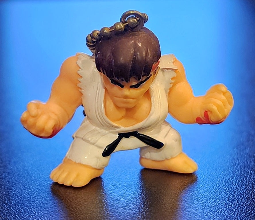 Ryu Street Fighter II Vintage Keychain Figure