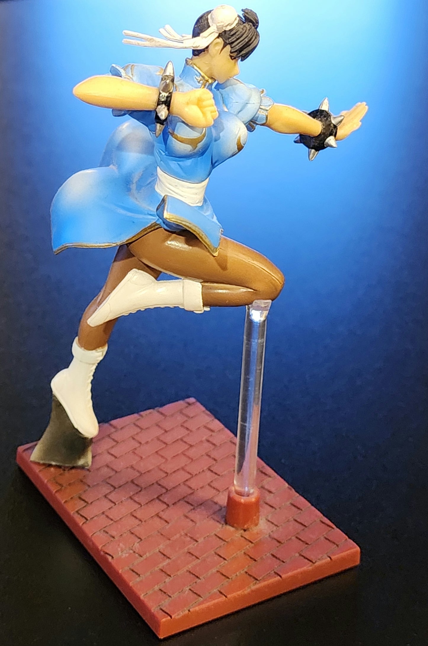 Chun-Li Street Fighter "Dynamic Pose" Yamato Trading Figure A