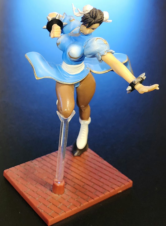 Chun-Li Street Fighter "Dynamic Pose" Yamato Trading Figure A