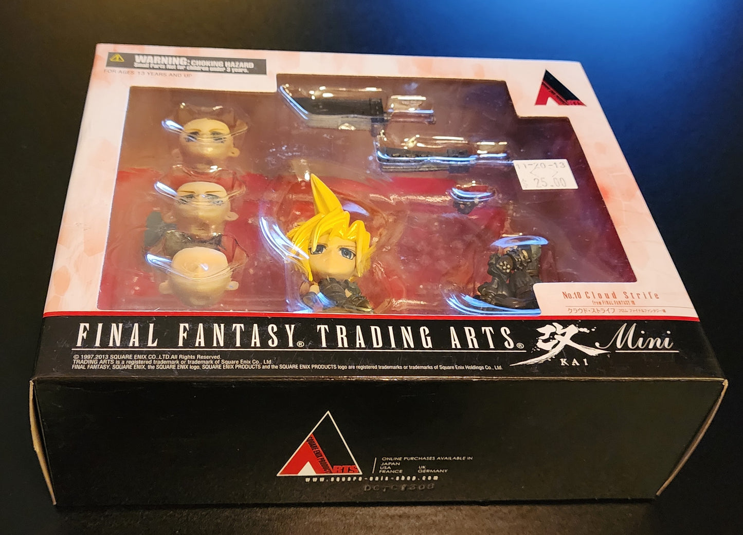 Cloud Strife Final Fantasy Trading Arts Kai Mini Figure (Sealed)