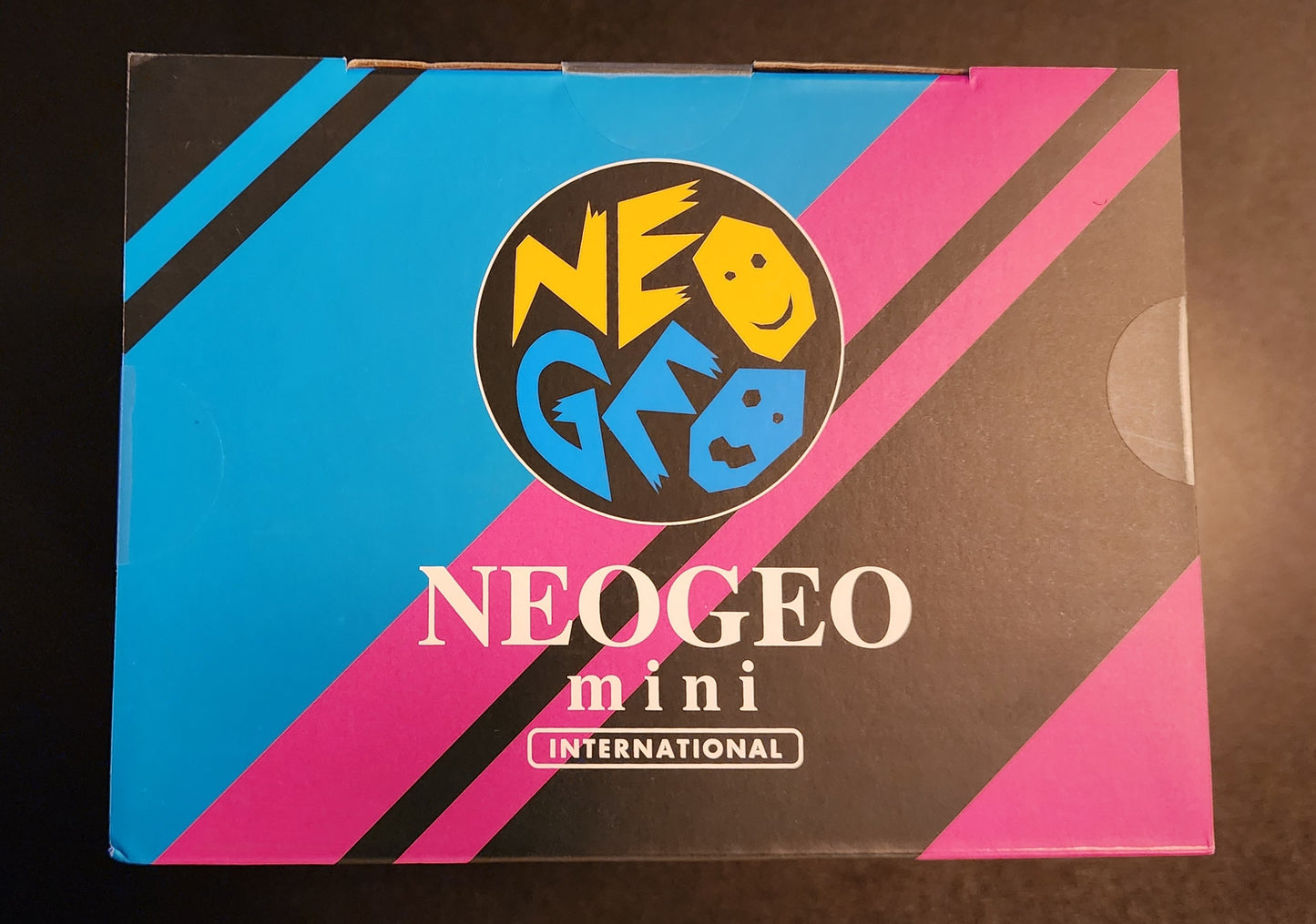 NeoGeo Mini International 40th Anniversary Console - 40 Games (Sealed)