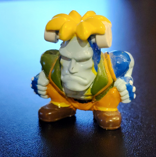 Victor Darkstalkers Vampire Savior Vintage Keychain Figure