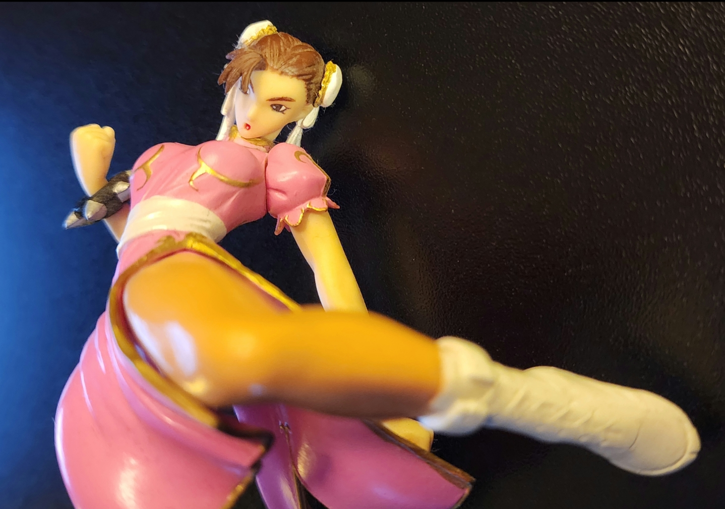 Chun-Li Street Fighter "Dynamic Pose" Yamato Trading Figure (Pink Version)