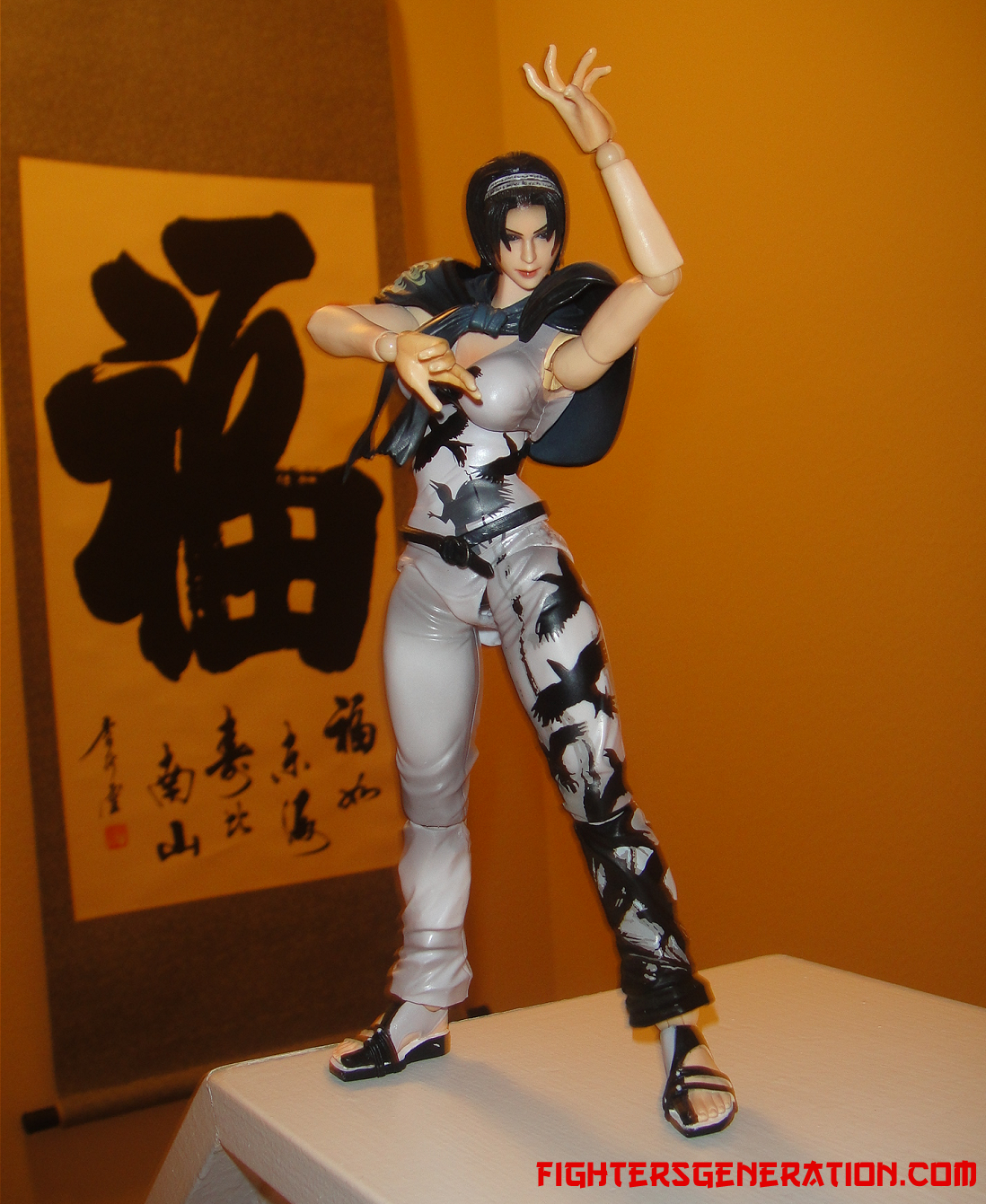 Jun Kazama TEKKEN Tag Tournament 2 Play Arts Kai Action Figure (Boxed)