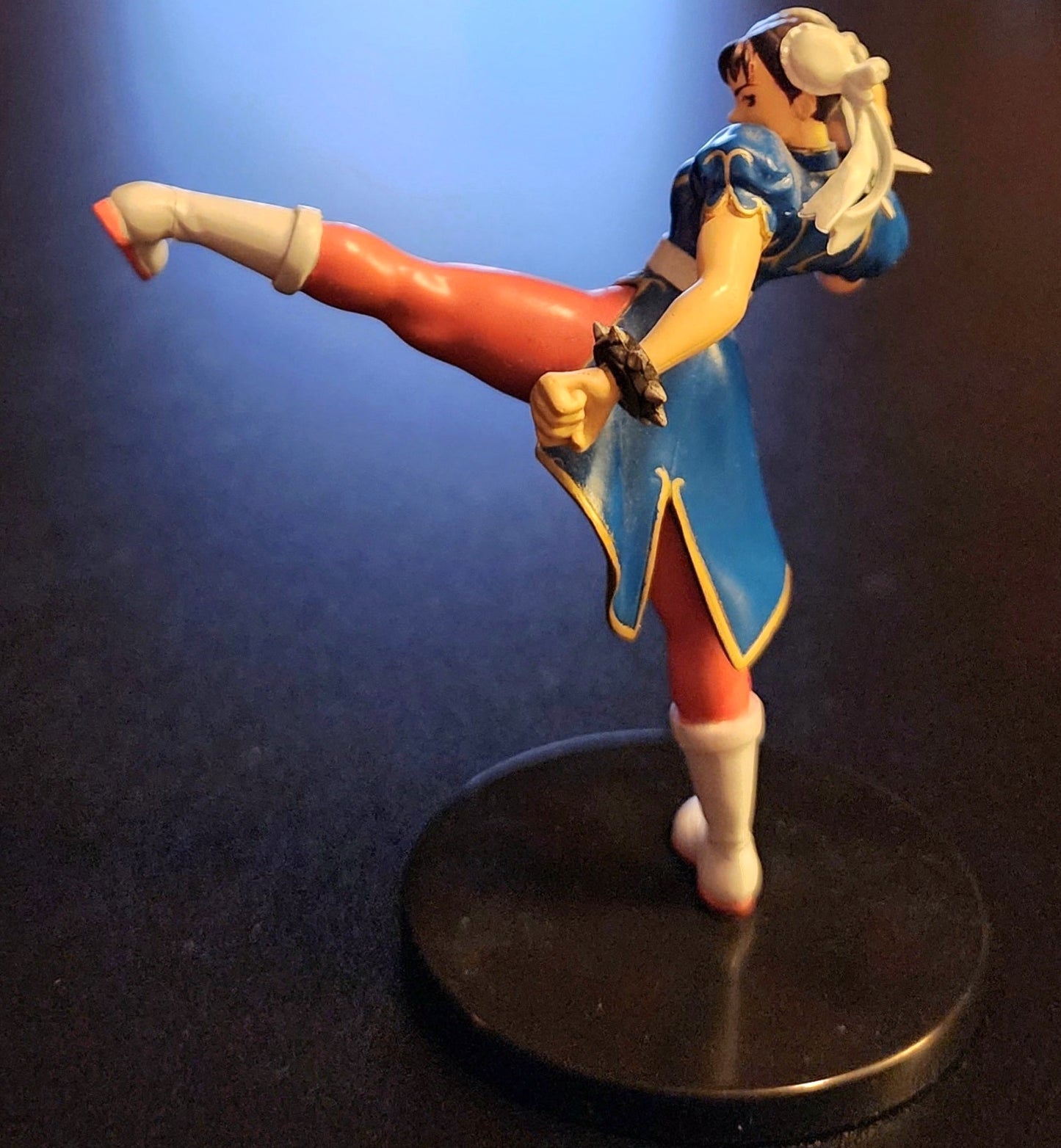 Chun-Li RARE Street Fighter Alpha 3 "Side Kick" Figure