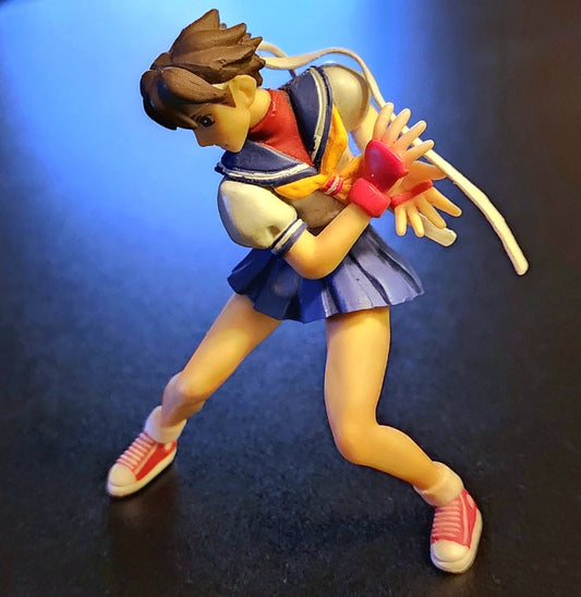 Sakura Kasugano "Hadouken Pose" Gashapon Figure