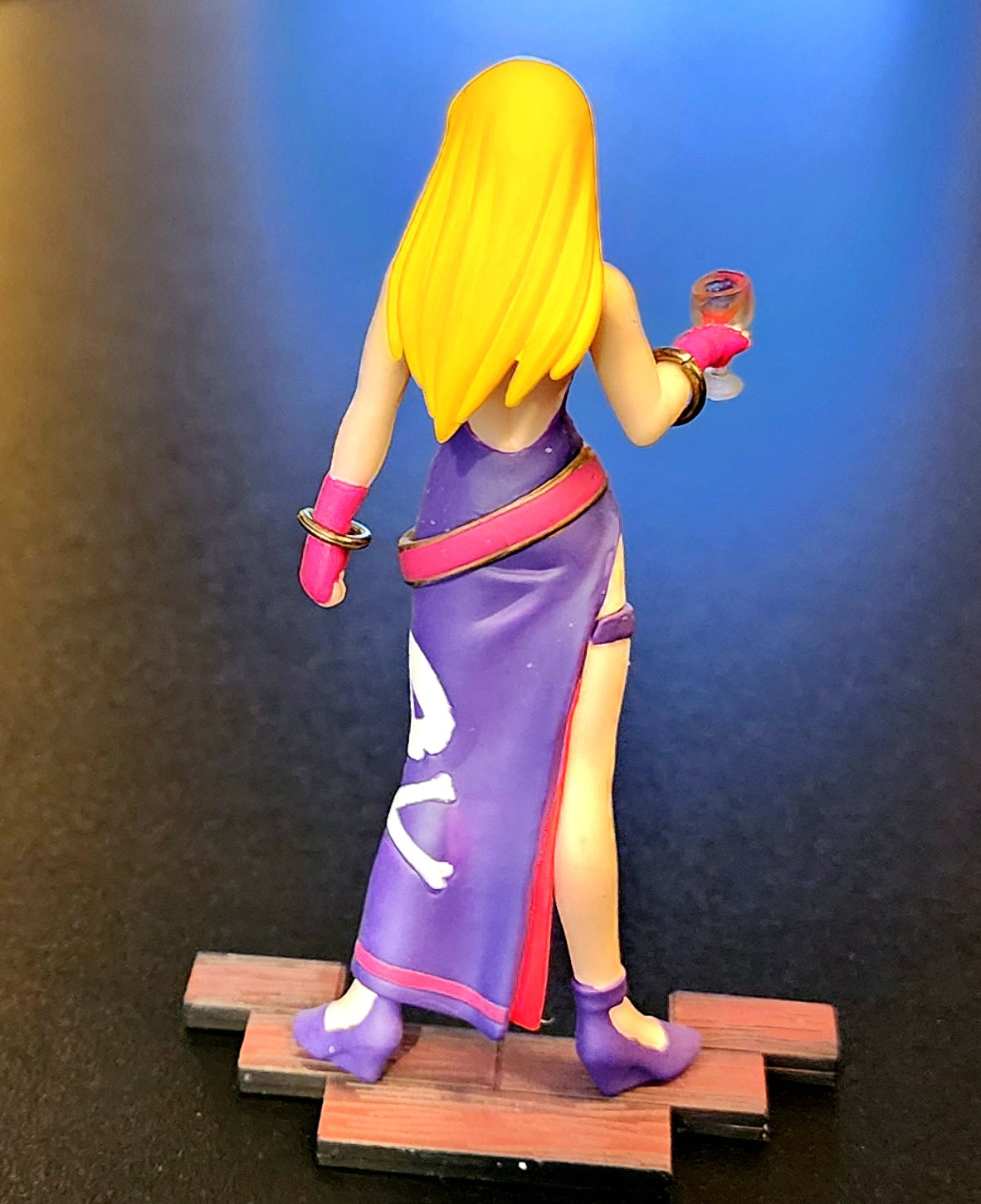 B. Jenet Garou: Mark of the Wolves SNK SR Series Gashapon Figure