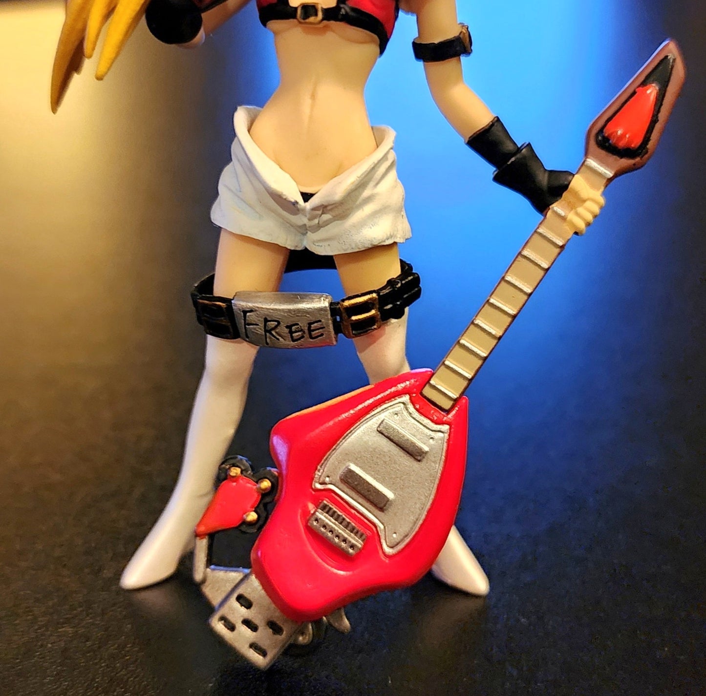 Sol Badguy (Female Version) Guilty Gear X Gashapon Figure