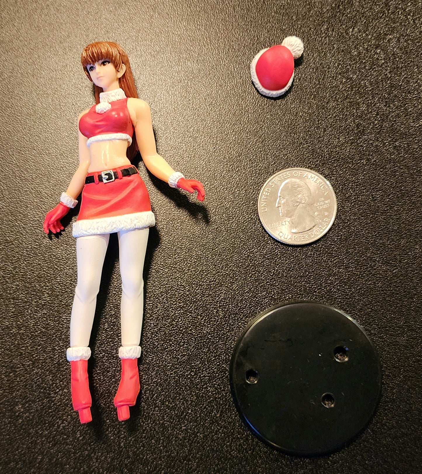 Kasumi DOA Christmas Outfit Gashapon Figure