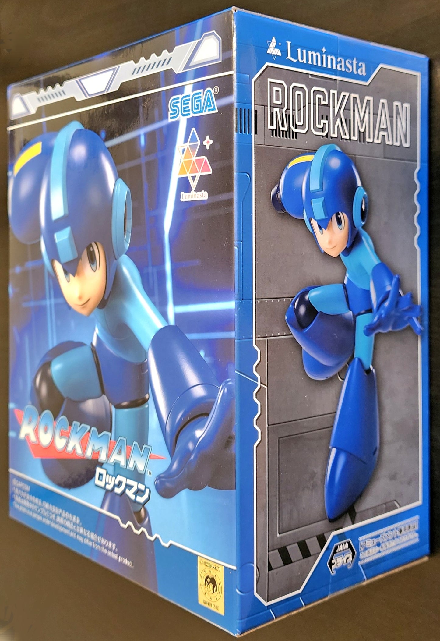 Mega Man / Rockman Luminasta Sega Capcom 7.5" Statue Figure