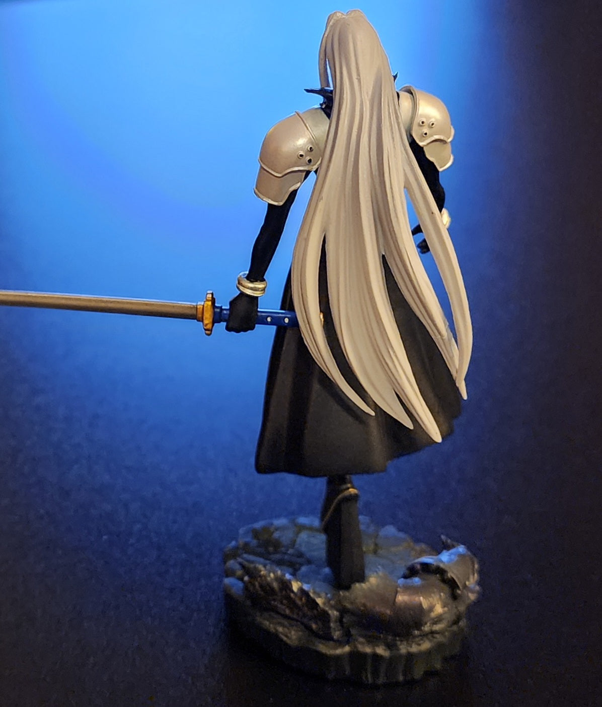 Sephiroth Final Fantasy: Advent Children Trading Arts Figure