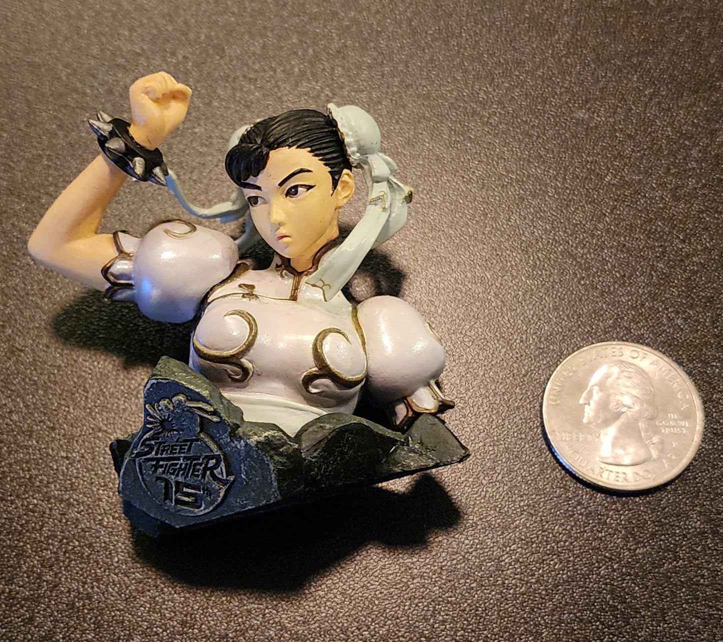 Chun-Li Street Fighter 15th Anniversary Mini Bust Figure (White Version)