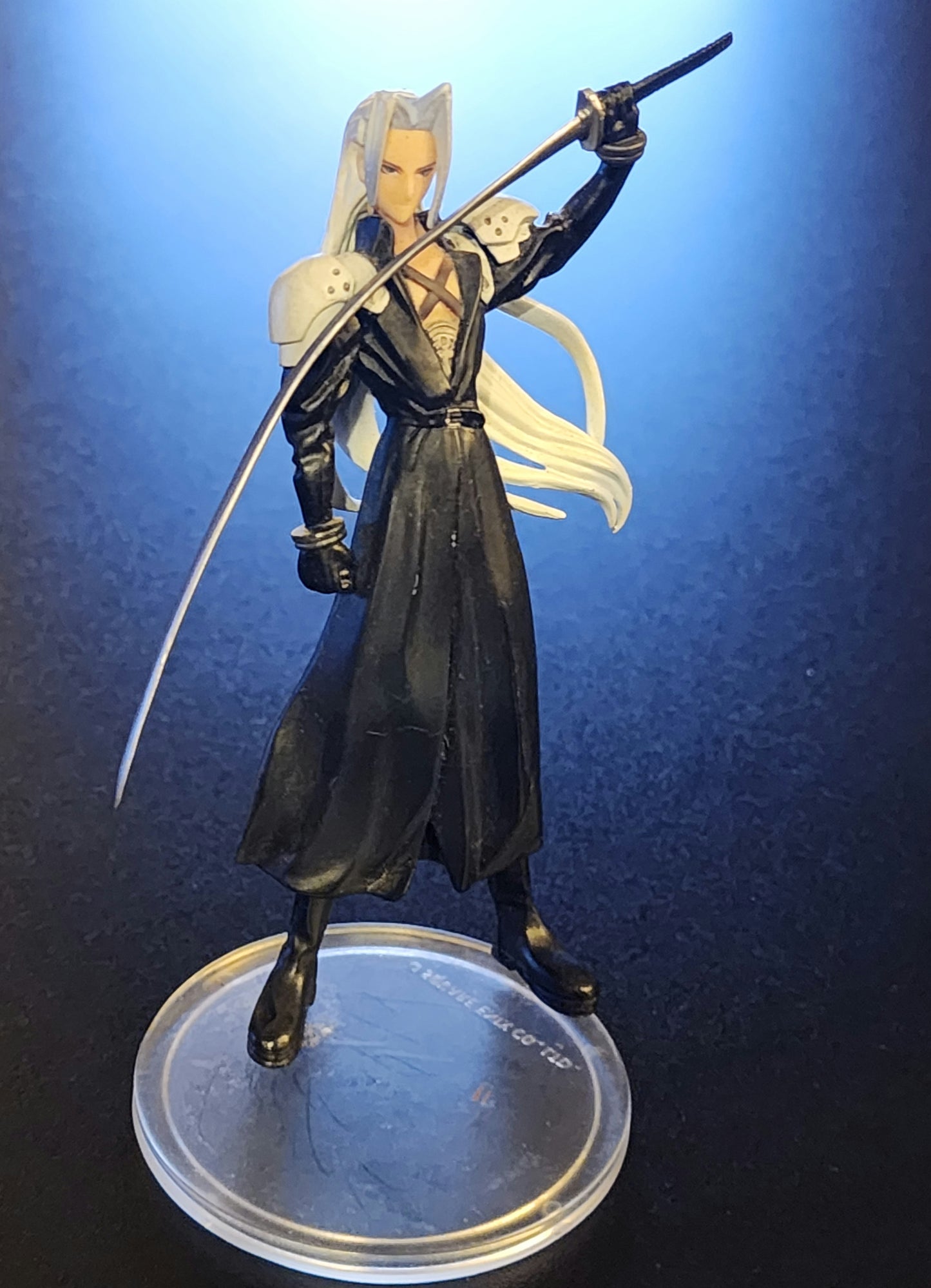 Sephiroth Final Fantasy Trading Arts Vol. 1 Figure (Normal Version)