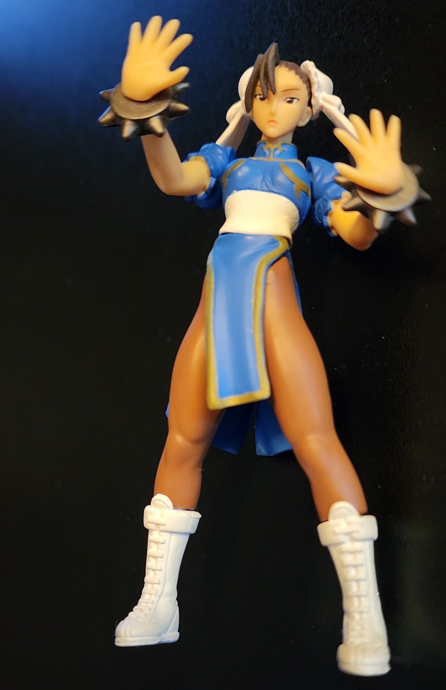 Chun-Li Street Fighter 2 Bandai Poseable Gashapon Figure