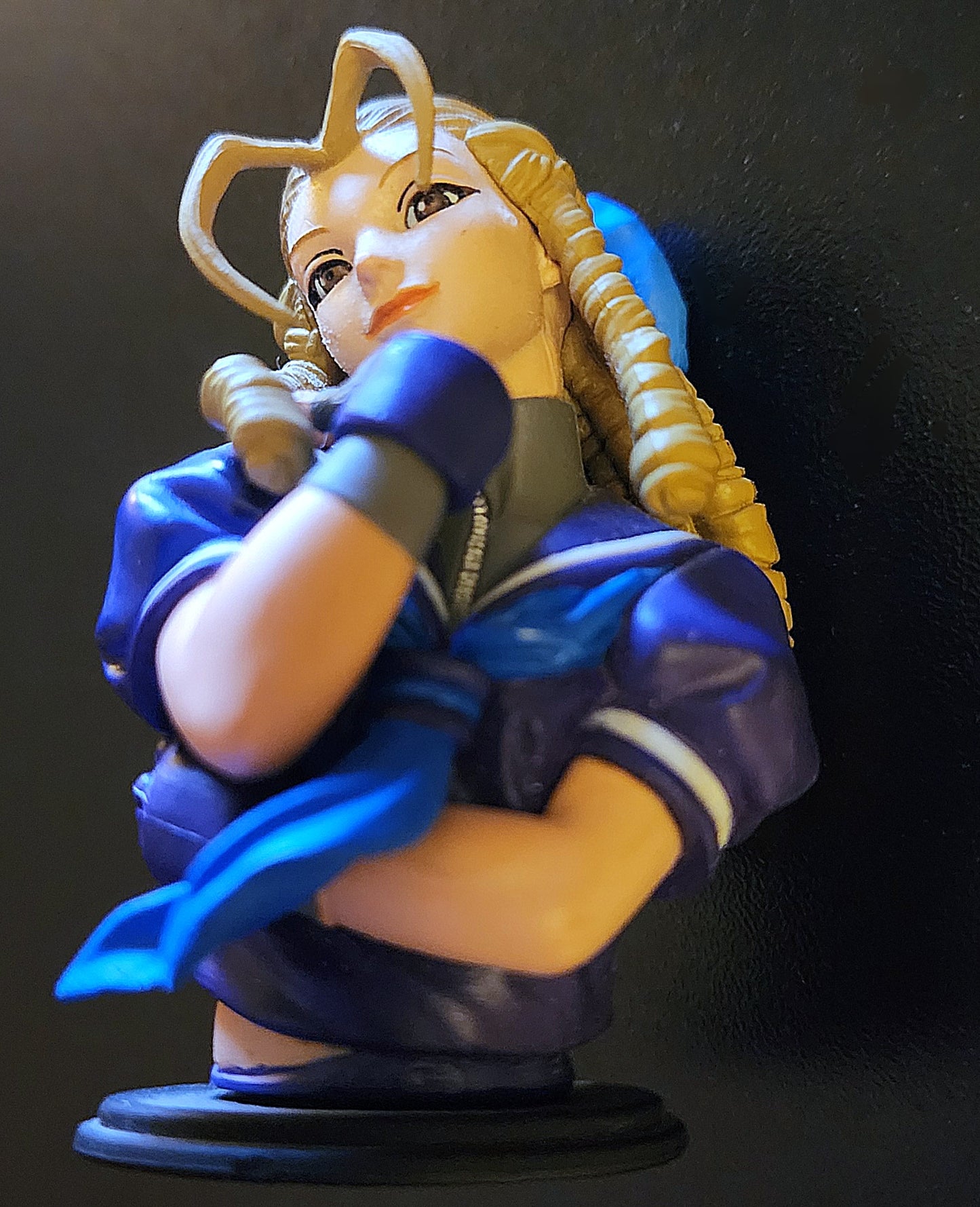 Karin Kanzaki Street Fighter Heroines Mini Bust Figure by FiguAx (Purple Version)