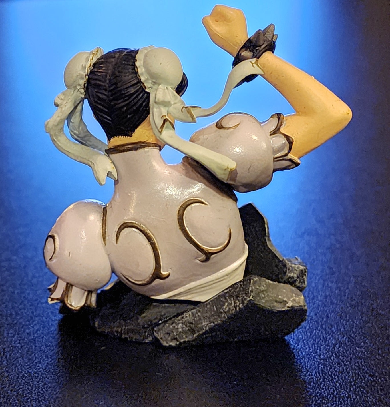 Chun-Li Street Fighter 15th Anniversary Mini Bust Figure (White Version)