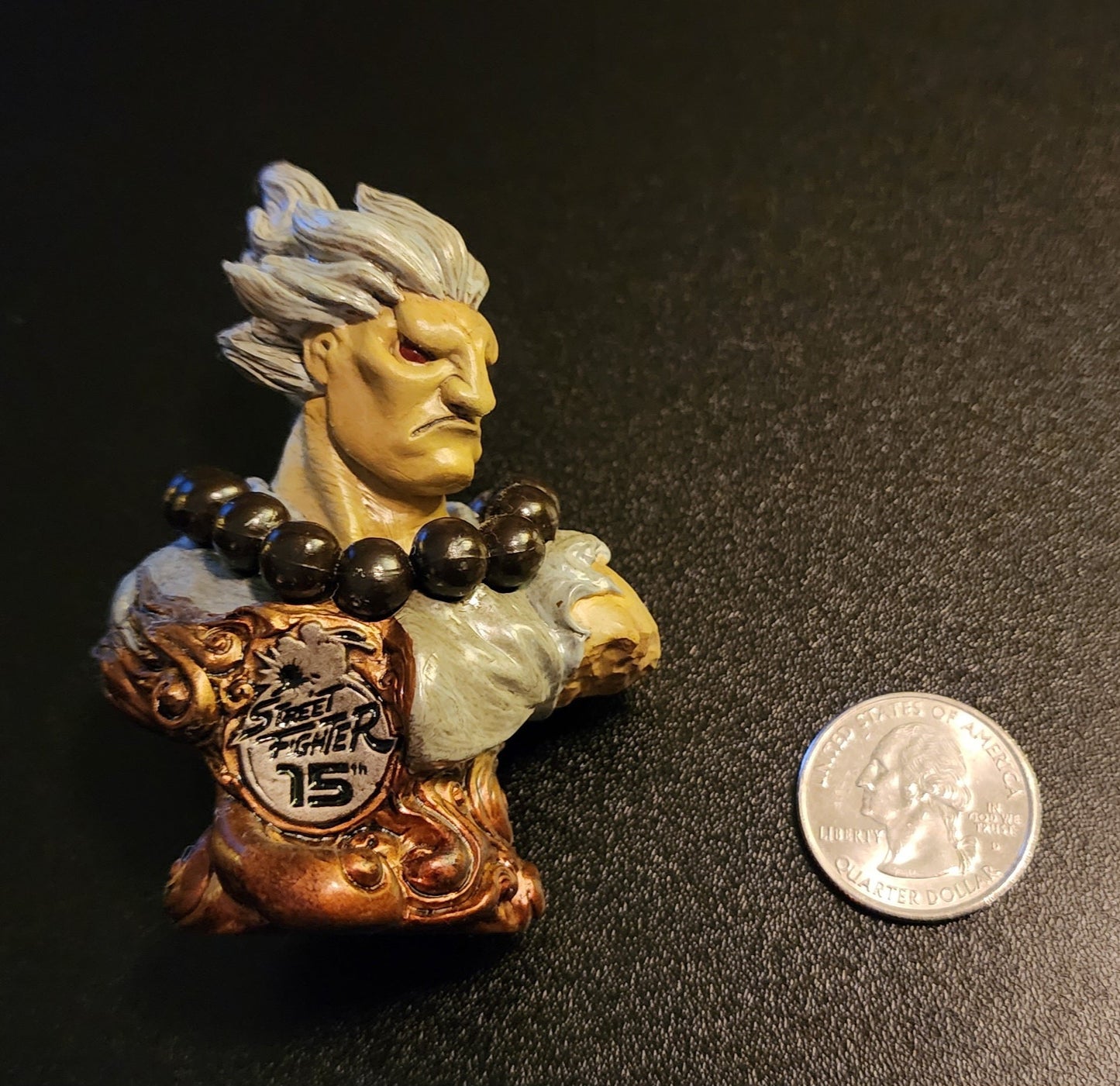 Akuma Street Fighter 15th Anniversary Mini Bust Figure (Gray Version)