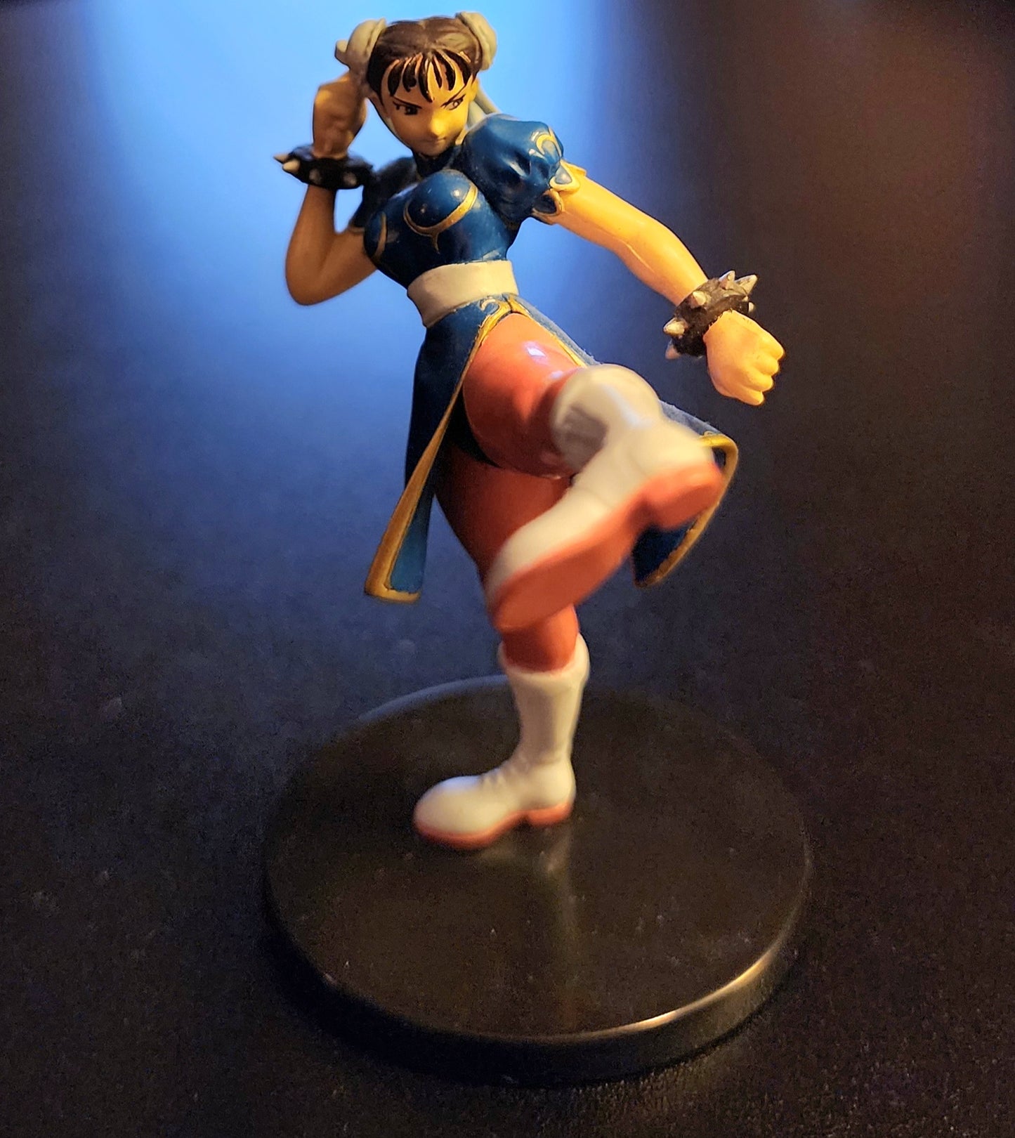 Chun-Li RARE Street Fighter Alpha 3 "Side Kick" Figure