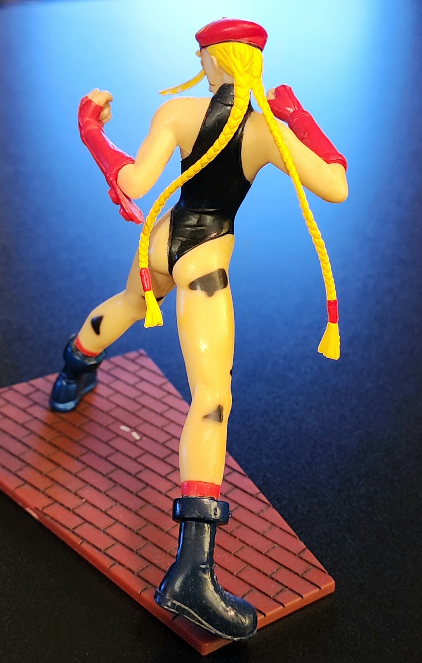 Cammy Street Fighter "Dynamic Pose" Yamato Trading Figure (Black Version)