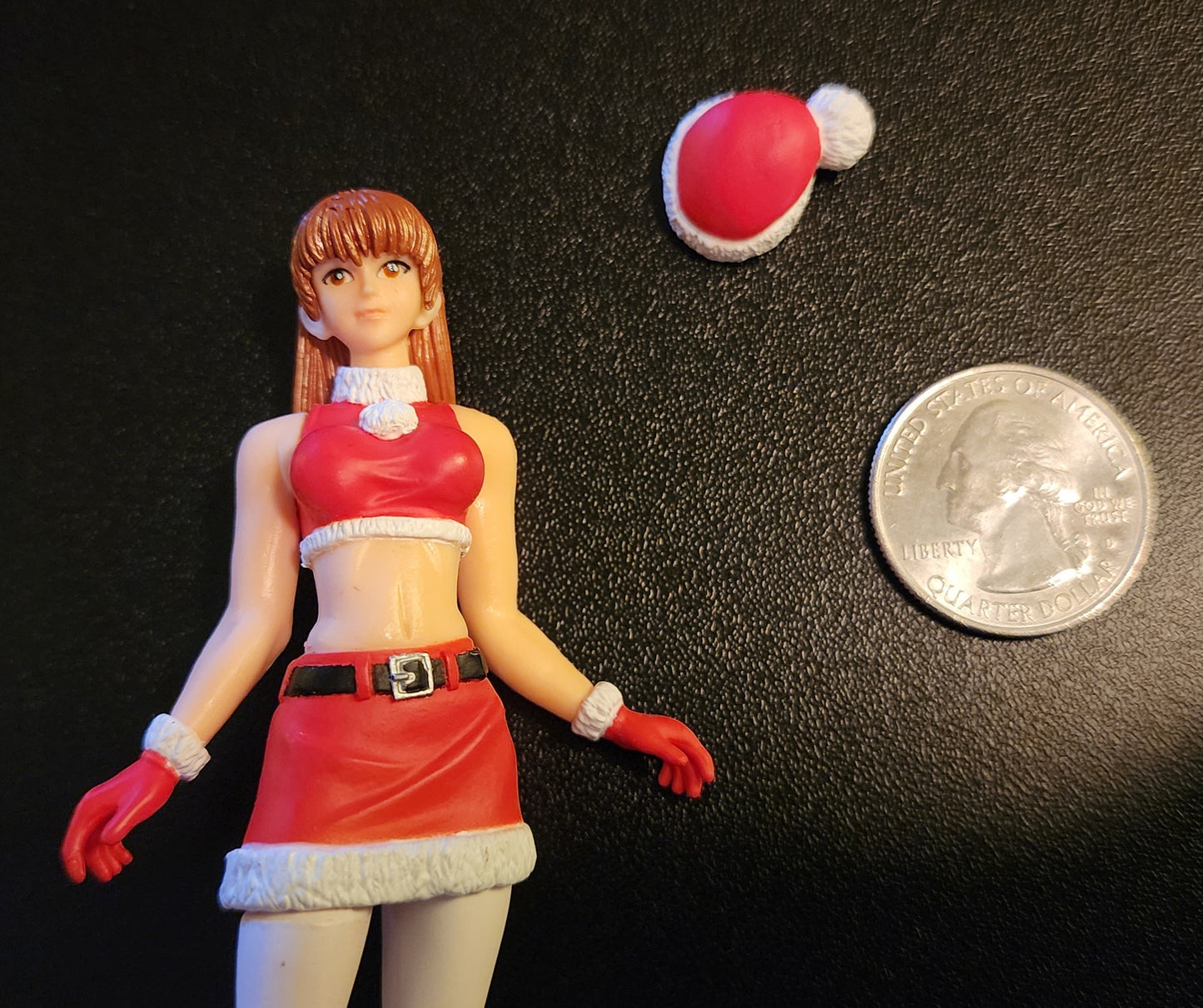 Kasumi DOA Christmas Outfit Gashapon Figure