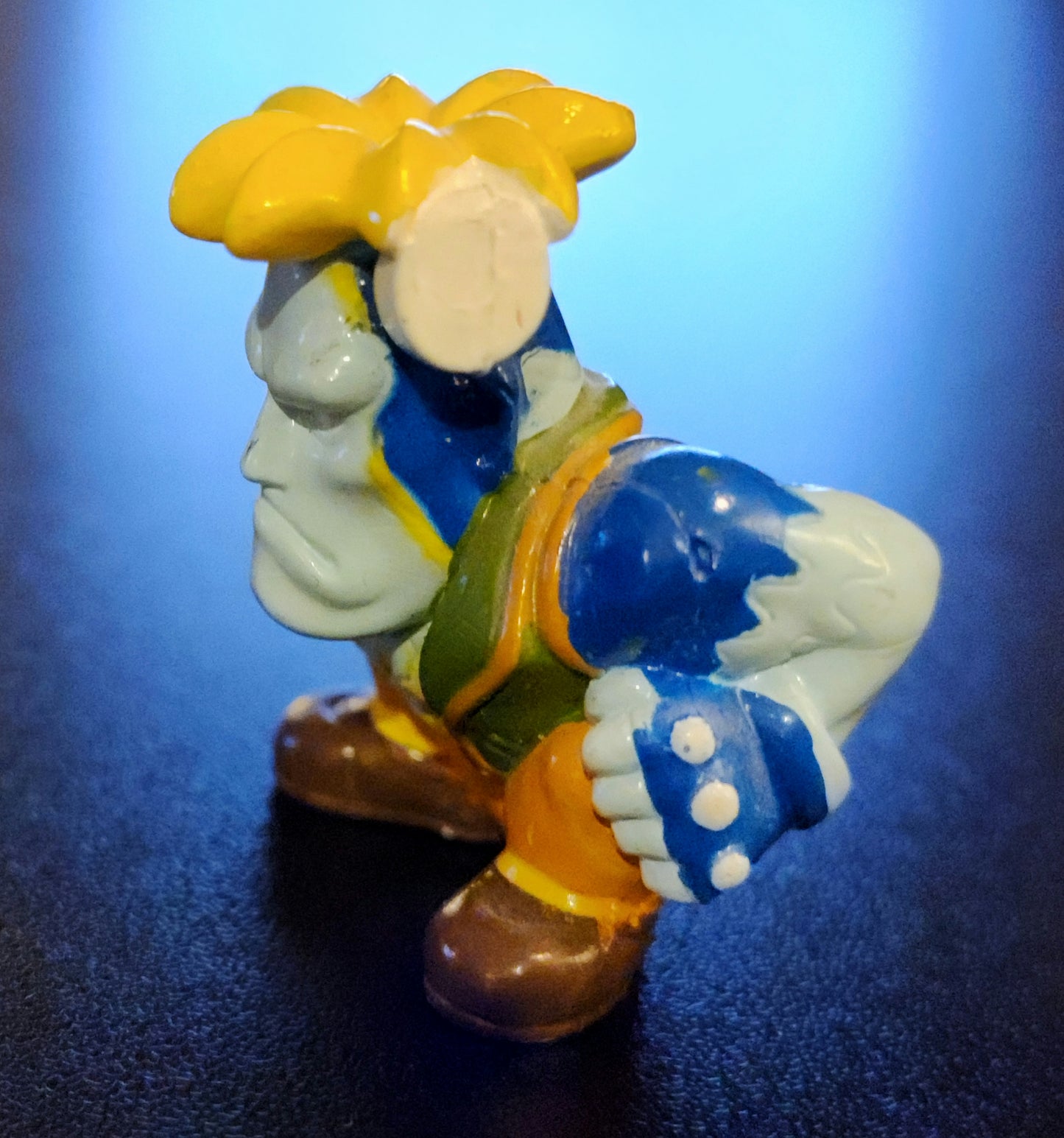 Victor Darkstalkers Vampire Savior Vintage Keychain Figure