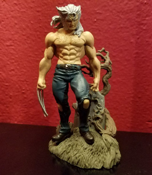 Wolverine / Logan "Gray Hair" X-Men Anime Bandai Gashapon Figure